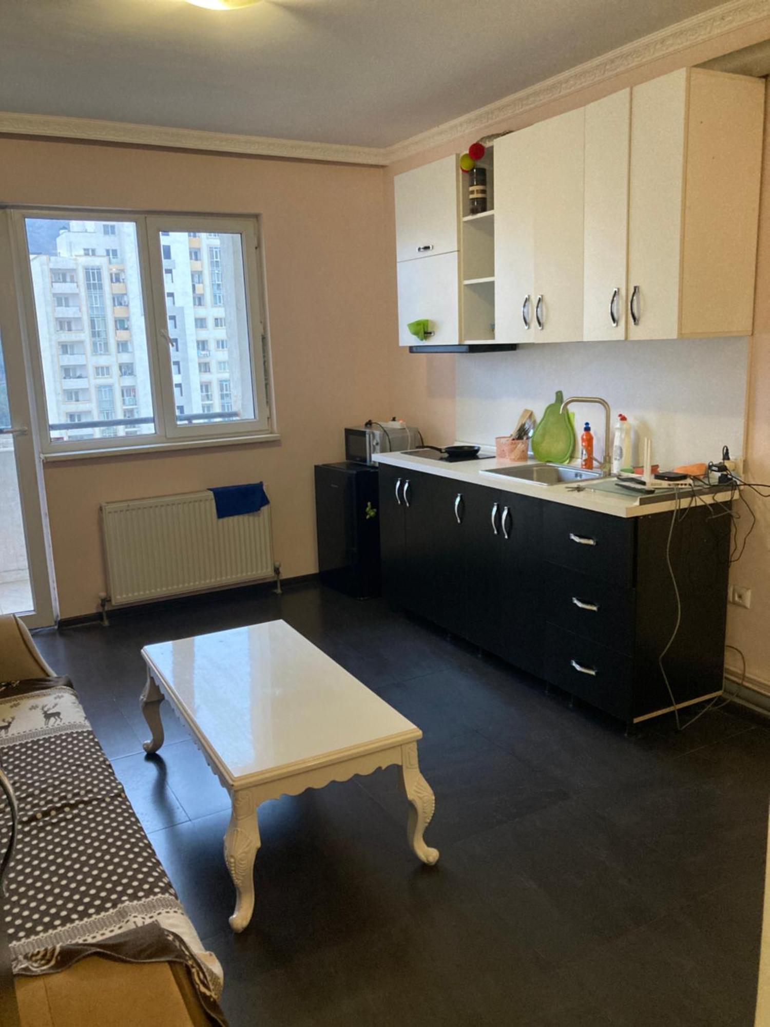 Apartamento Dirsi Tiflis Exterior foto
